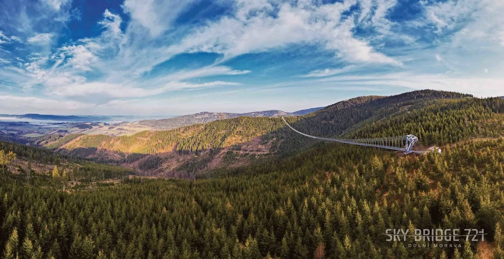 Sky Bridge 721 — Dolní Morava